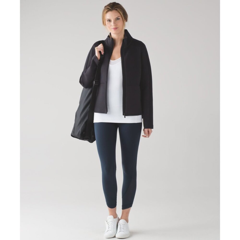 Lululemon Going Places Short Zip Up Jacket Washed Black Size 10 EUC - Picture 6 of 10